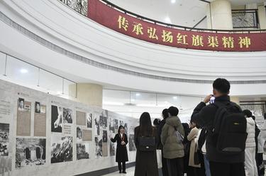 “紅旗渠精神進(jìn)校園巡展”走進(jìn)河南農業(yè)大學(xué)