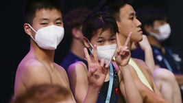 中國跳水“夢(mèng)之隊”戴上“百金”桂冠