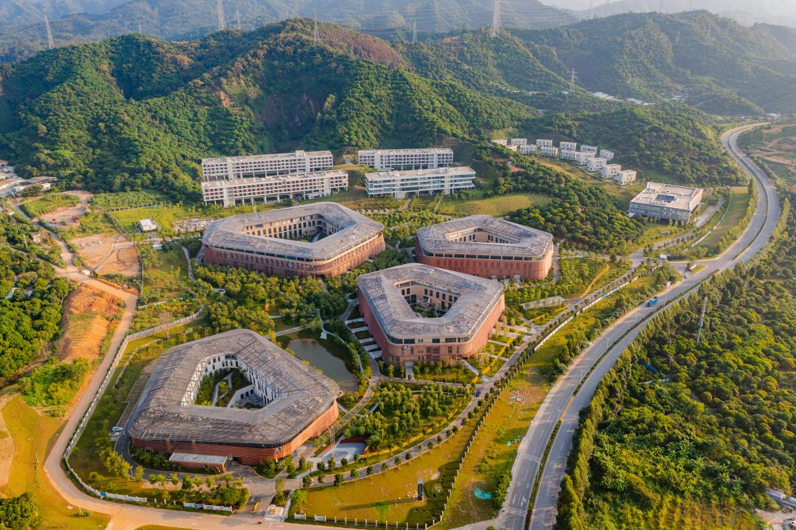 松山湖材料實(shí)驗室研學(xué)活動(dòng)