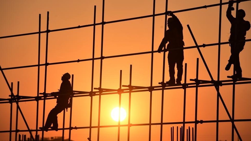 學(xué)習快評丨“五個(gè)必由之路”：新時(shí)代奮斗的重要經(jīng)驗