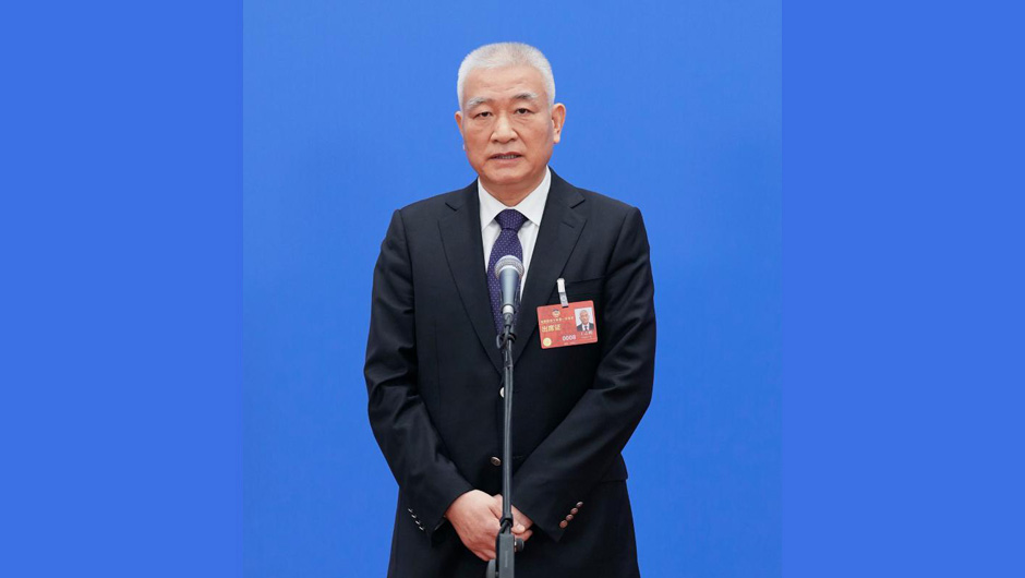 科學(xué)技術(shù)部部長(cháng)王志剛接受媒體采訪(fǎng)