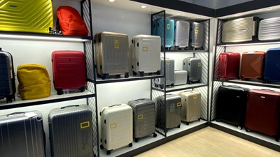 山區縣何以引來(lái)沿海企業(yè)？——湖南藍山打造皮具箱包產(chǎn)業(yè)集群觀(guān)察