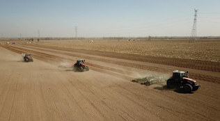 農業(yè)主體連成鏈 產(chǎn)業(yè)融合促振興——“塞外江南”伊犁河谷春耕見(jiàn)聞