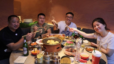 一盤(pán)烤肉背后的“消費賬”