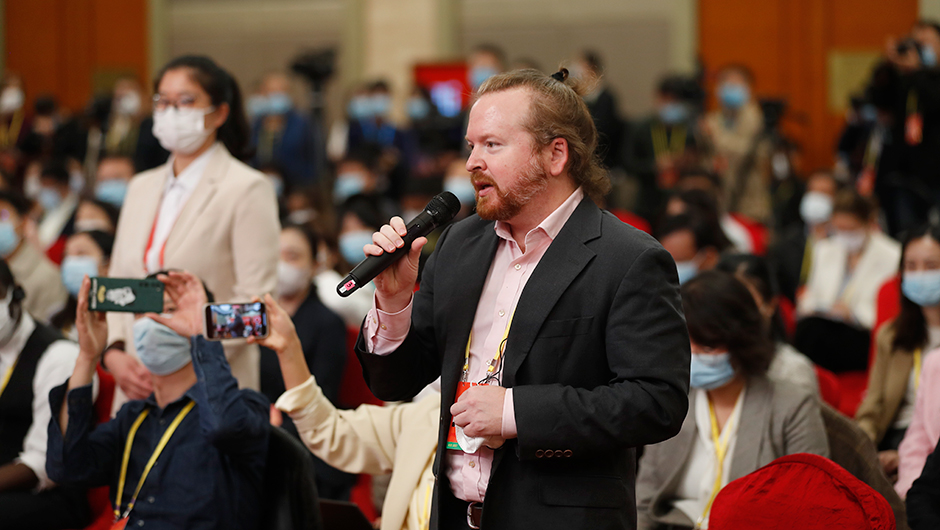 彭博新聞社記者提問(wèn)