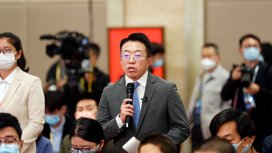 鳳凰衛視記者提問(wèn)