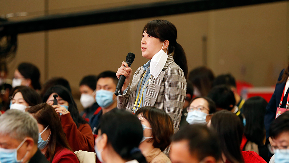 中國銀行保險報記者提問(wèn)