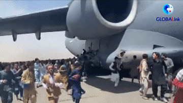 全球連線(xiàn)丨慘??！喀布爾機場(chǎng)現場(chǎng)