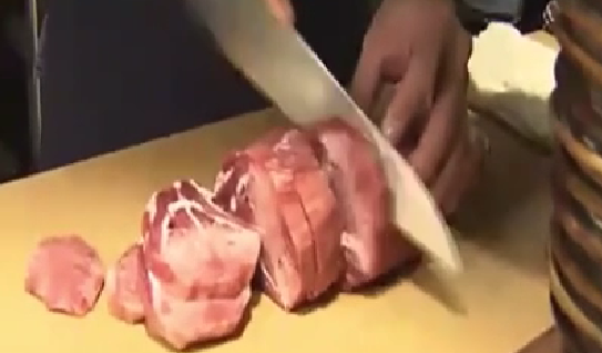 無(wú)奈！價(jià)格飛漲 日本牛肉供應緊缺沖擊餐飲業(yè)