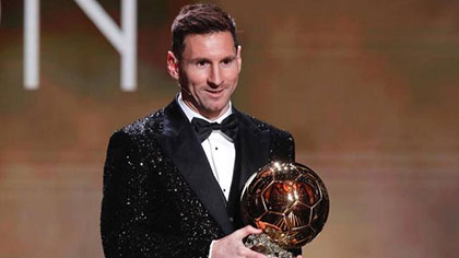 創(chuàng  )造歷史 梅西第七次奪得金球獎